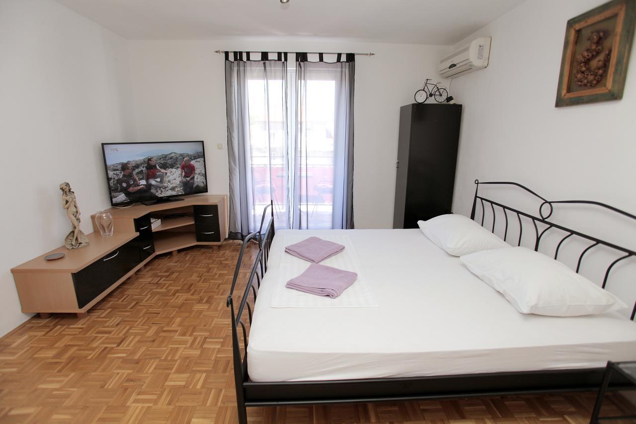 Guesthouse Kate Трогир Экстерьер фото